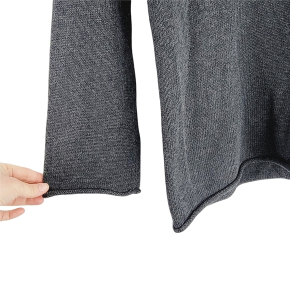 Pria Gray oversized V neck sweater size M - Picture 6 of 9